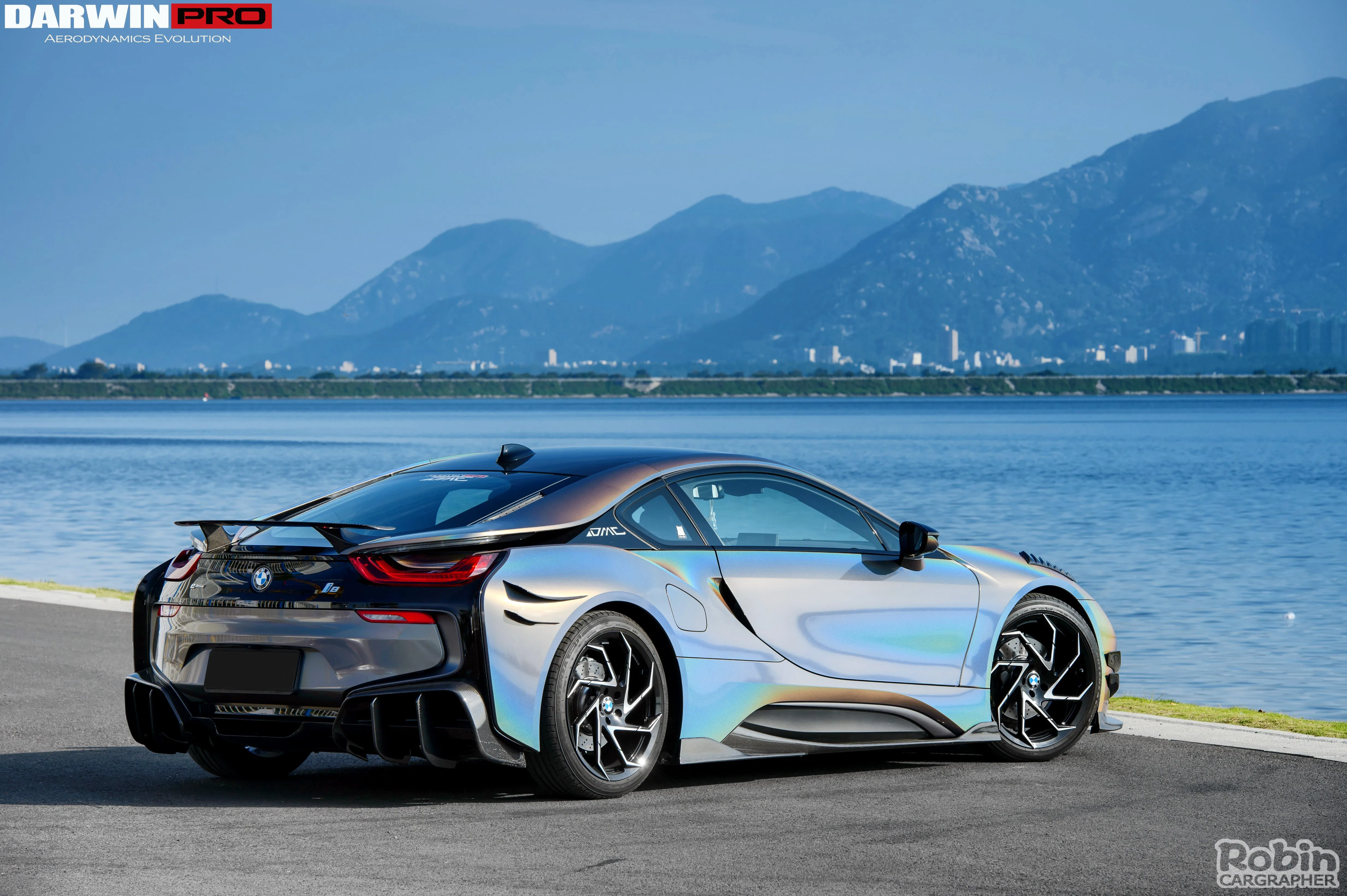 2014-2018 BMW i8 BZK Carbon Fiber Side Skirts
