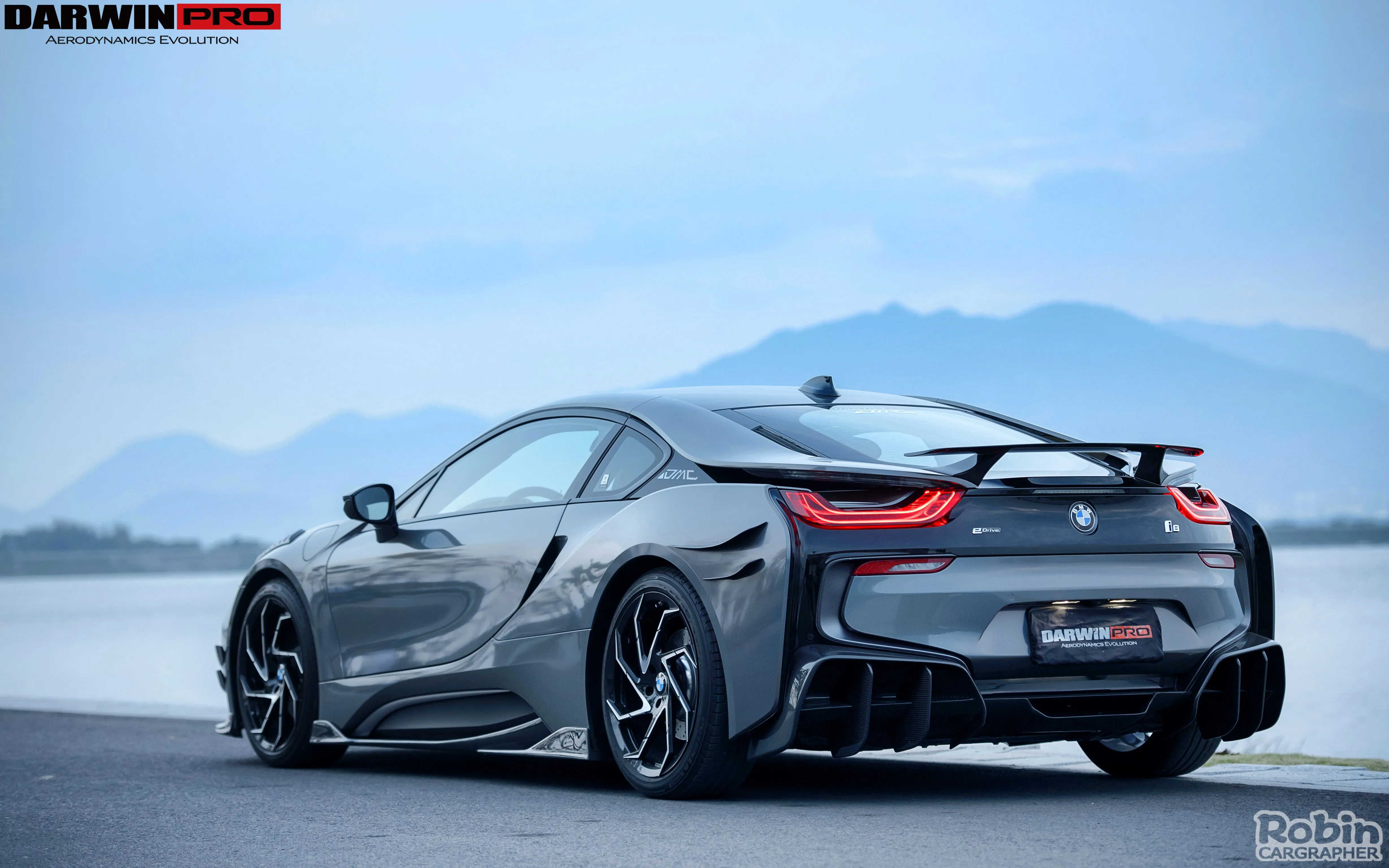 2014-2018 BMW i8 BZK Carbon Fiber Side Skirts