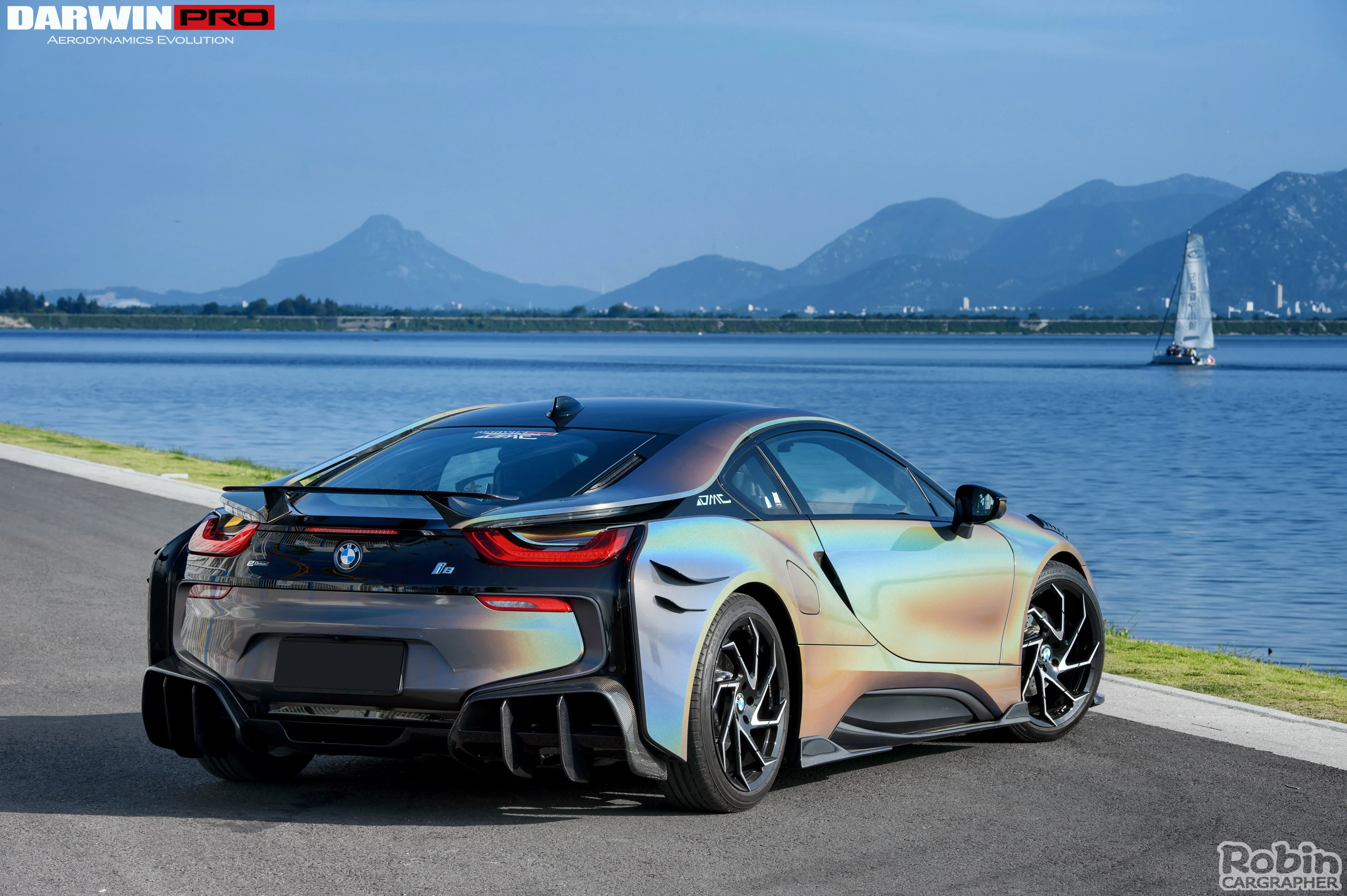 2014-2018 BMW i8 BZK Carbon Fiber Side Skirts