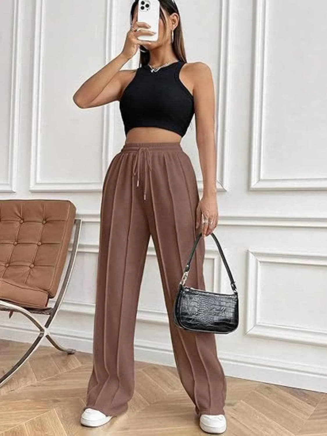 Drawstring wide-leg trousers with pockets