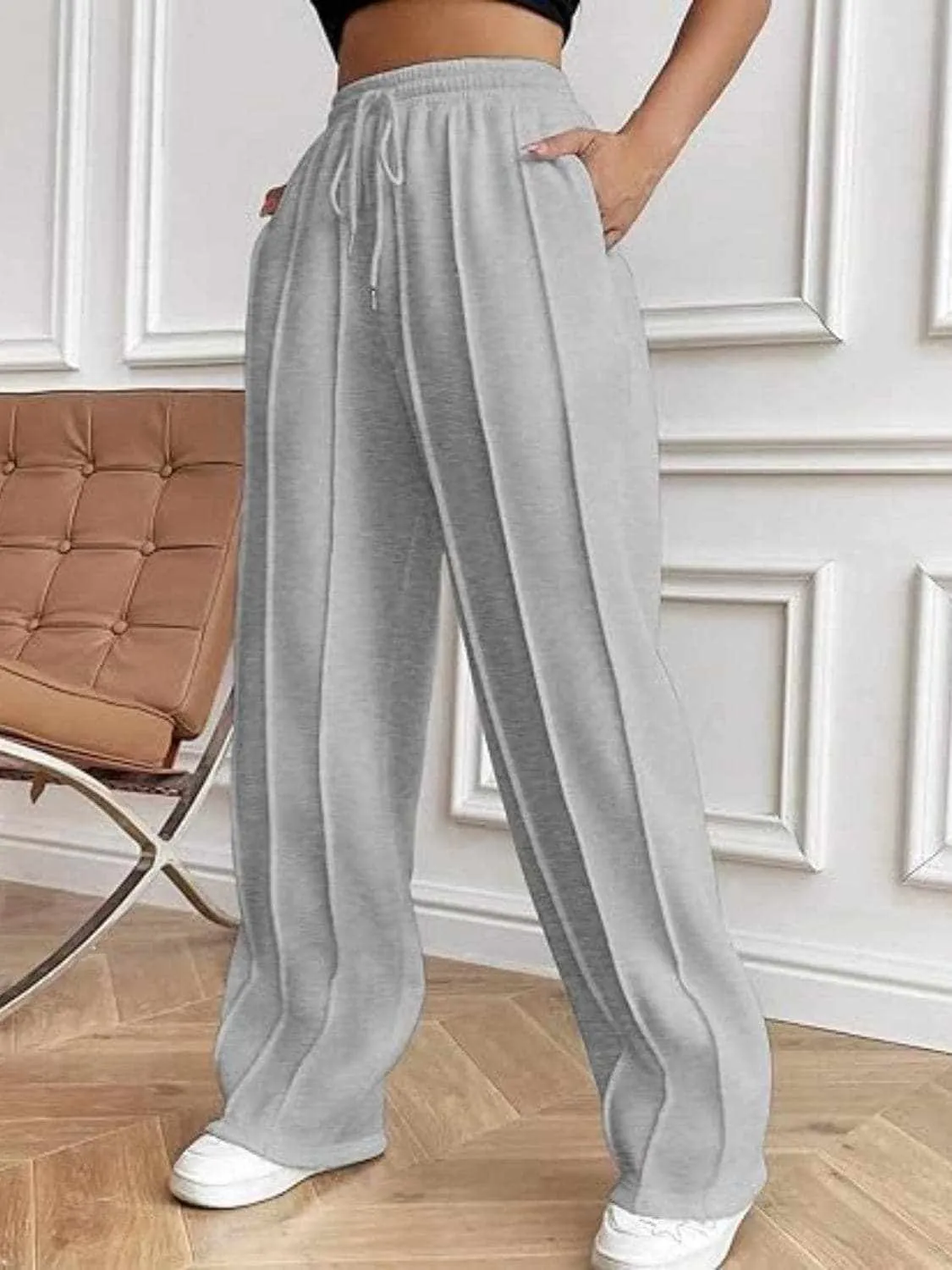 Drawstring wide-leg trousers with pockets